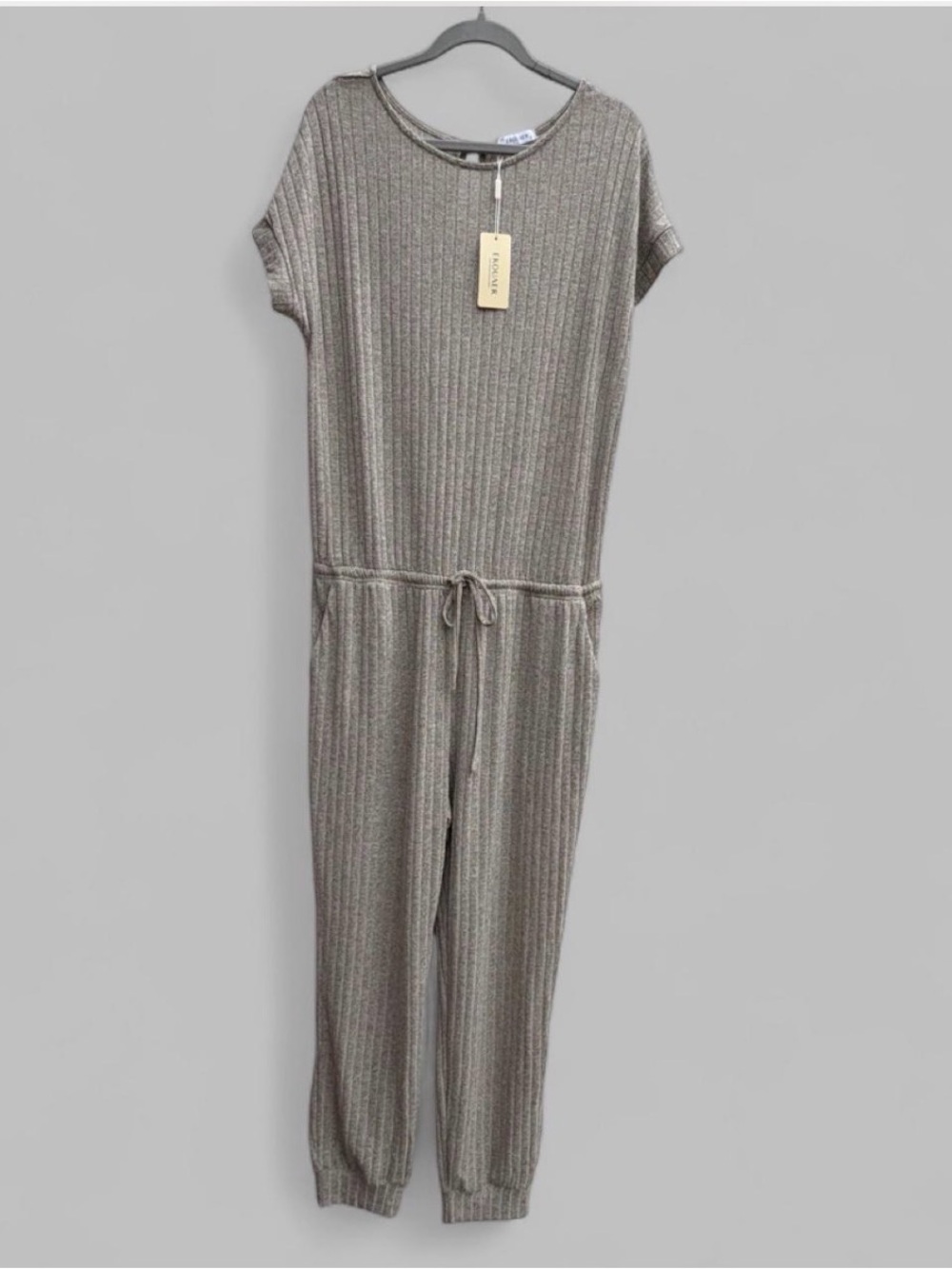 NWT-Equaer-Ribbed Knit Jumpsuit - size XL Taupe